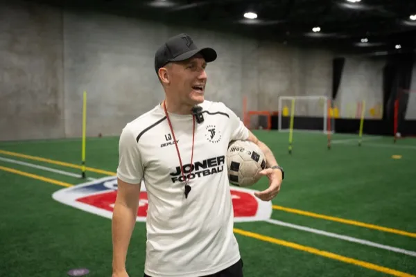 Joner Football training camp action photo 4